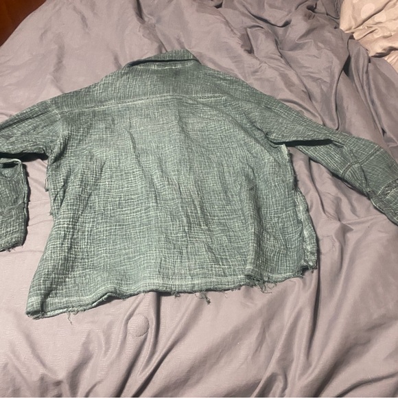 ANDREE BY UNIT Green Button Down Shirt - Picture 6 of 6